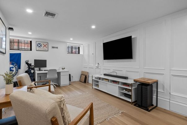Home Office, Interior, Recessed Lighting, Wood Texture Flooring