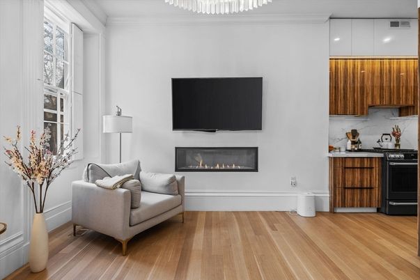 Fireplace, Interior, Kitchen, Recessed Lighting, Wood Texture Flooring
