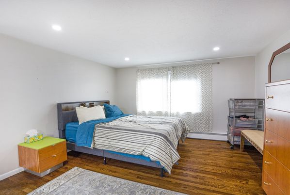 Bedroom, Interior, Recessed Lighting, Wood Texture Flooring