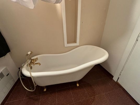Bathroom, Free Standing Baths, Interior