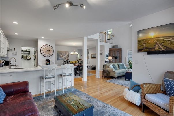 Chandelier, Dining room, Interior, Kitchen, Living room, Recessed Lighting, Wood Texture Flooring