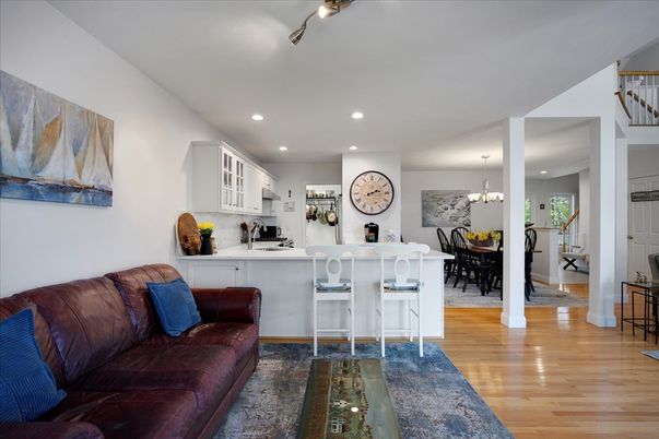 Chandelier, Dining room, Interior, Kitchen, Recessed Lighting, Wood Texture Flooring