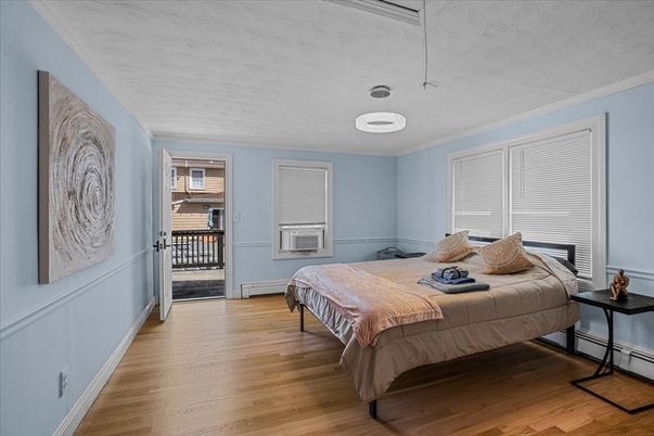 Bedroom, Interior, Pendant Lights, Wood Texture Flooring