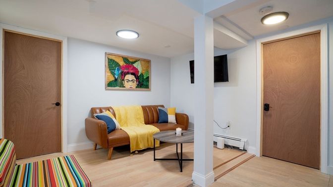 Interior, Recessed Lighting, Wood Texture Flooring