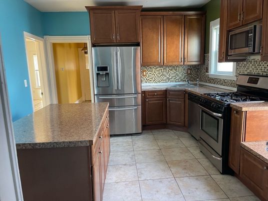 Interior, Kitchen, Stainless Steel Appliances