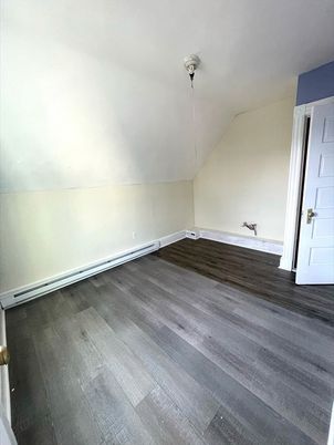 Empty room, Interior, Pendant Lights, Wood Texture Flooring