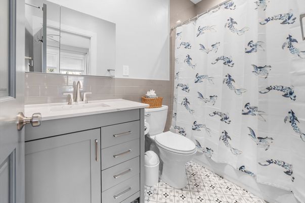 Bathroom, Interior