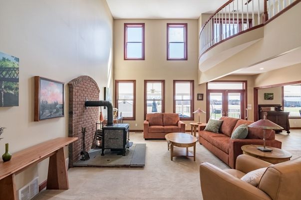 Fireplace, Interior, Living room, Piano, Recessed Lighting
