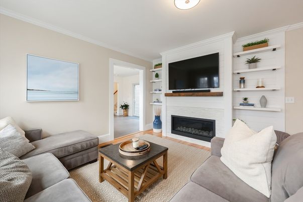 Fireplace, Interior, Living room
