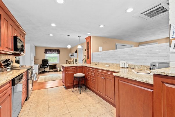 Interior, Kitchen, Pendant Lights, Recessed Lighting