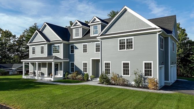 Exterior, Facade, Farmhouse