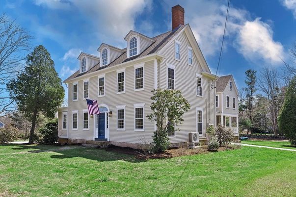 Backyard, Exterior, Facade, Georgian