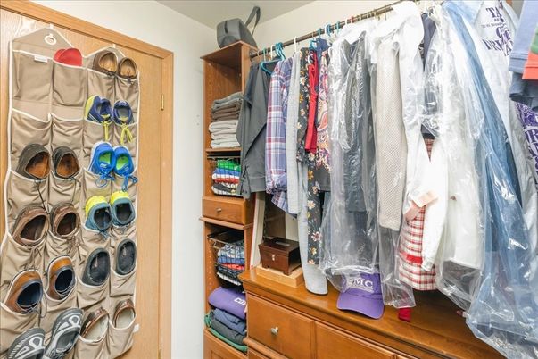 Interior, Walk-in Closets