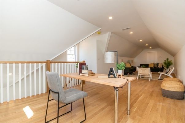 Home Office, Interior, Recessed Lighting, Wood Texture Flooring