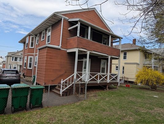 Exterior, Facade, None