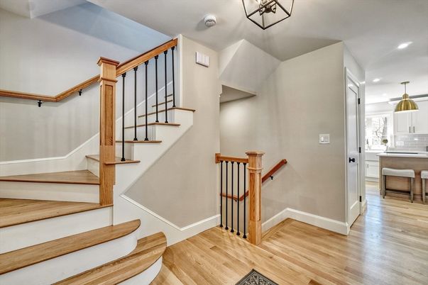 Interior, Pendant Lights, Recessed Lighting, Wood Texture Flooring