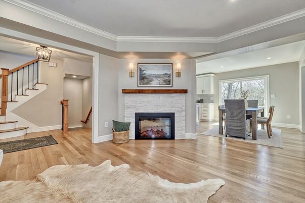 Dining room, Fireplace, Interior, Recessed Lighting, Wood Texture Flooring
