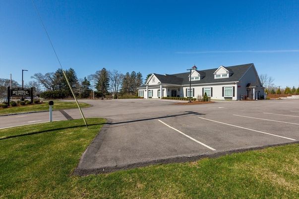 Attached, Exterior, Facade, Cape Cod