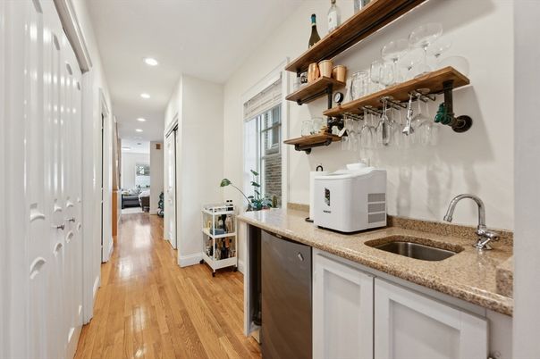 Interior, Recessed Lighting, Wood Texture Flooring
