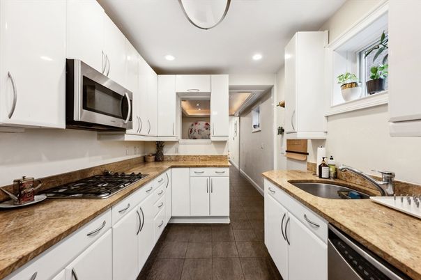 Interior, Kitchen, Recessed Lighting