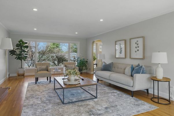 Interior, Living room, Recessed Lighting, Wood Texture Flooring