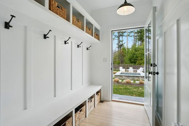 Interior, Pendant Lights, Wood Texture Flooring