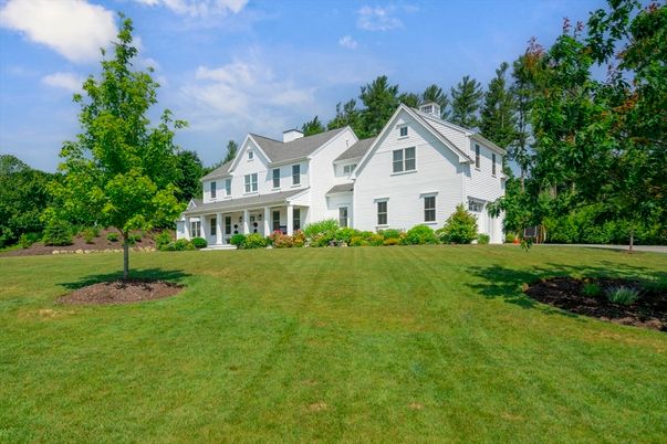 Backyard, Exterior, Facade, Farmhouse