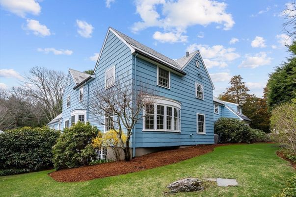 Attached, Exterior, Facade, Brick Facade, Tudor Revival