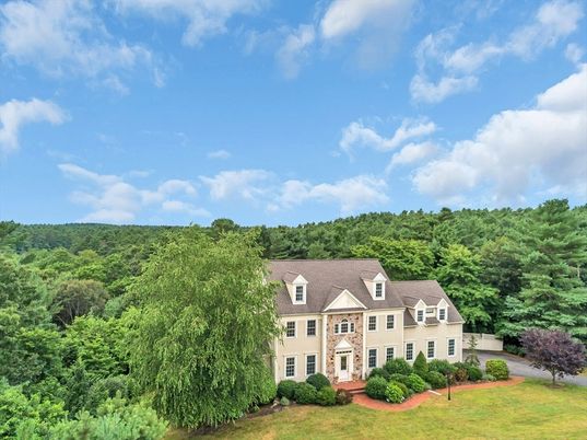 Backyard, Exterior, Facade, French Provincial