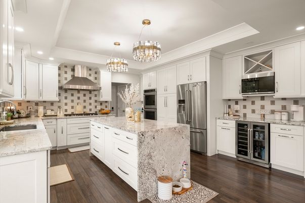 Chandelier, Interior, Kitchen, Pendant Lights, Recessed Lighting, Stainless Steel Appliances, Wood Texture Flooring