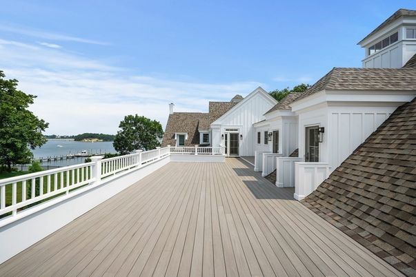 Exterior, Water