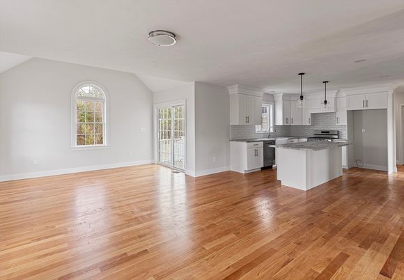 Interior, Kitchen, Pendant Lights, Wood Texture Flooring