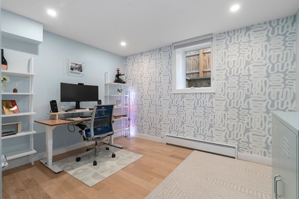 Home Office, Interior, Recessed Lighting, Wood Texture Flooring