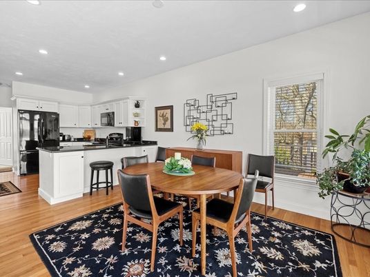 Dining room, Interior, Kitchen, Recessed Lighting, Wood Texture Flooring