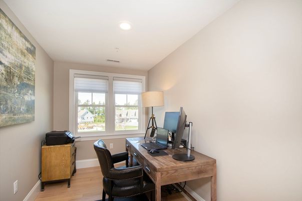 Home Office, Interior, Recessed Lighting, Wood Texture Flooring