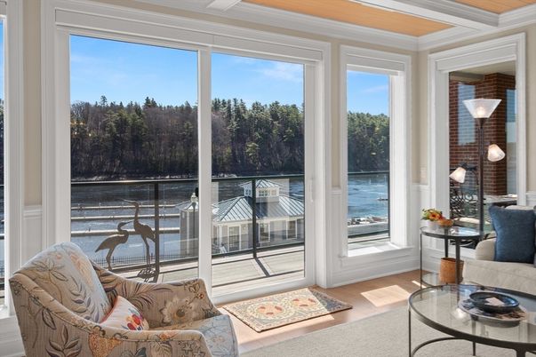 Interior, Living room, Sun Room, Water, Wood Texture Flooring