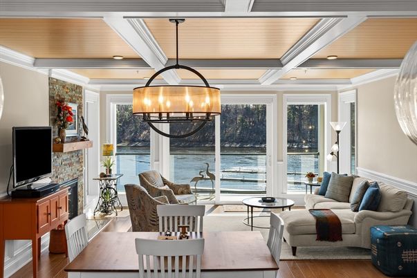 Chandelier, Dining room, Interior, Living room, Water, Wooden Ceilings, Wood Texture Flooring