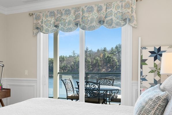 Bedroom, Interior, Water