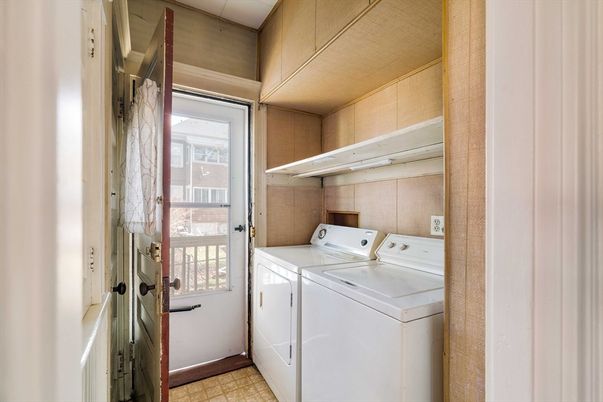 Interior, Utility Closets, Washer