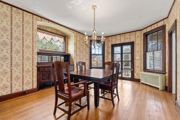 Chandelier, Dining room, Interior, Wood Texture Flooring