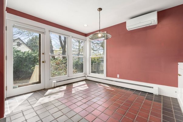Empty room, Interior, Pendant Lights, Recessed Lighting