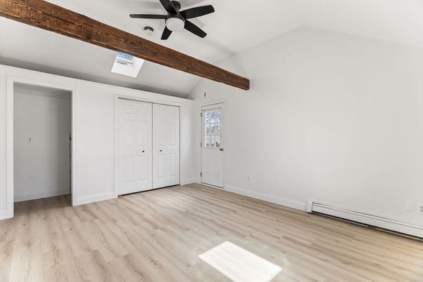 Empty room, Interior, Wooden Beams, Wood Texture Flooring
