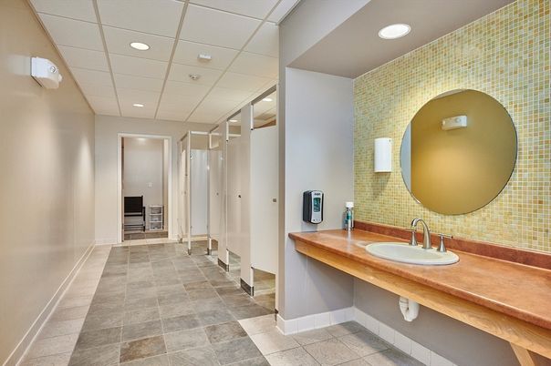 Bathroom, Interior, Recessed Lighting