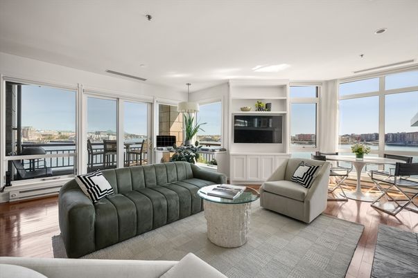 Dining room, Interior, Living room, Pendant Lights, Recessed Lighting, Water, Wood Texture Flooring
