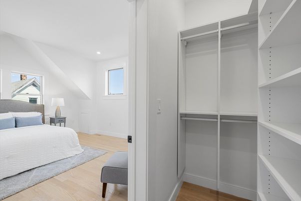 Bedroom, Interior, Recessed Lighting, Walk-in Closets, Wood Texture Flooring