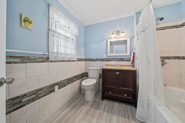 Bathroom, Interior, Wood Texture Flooring