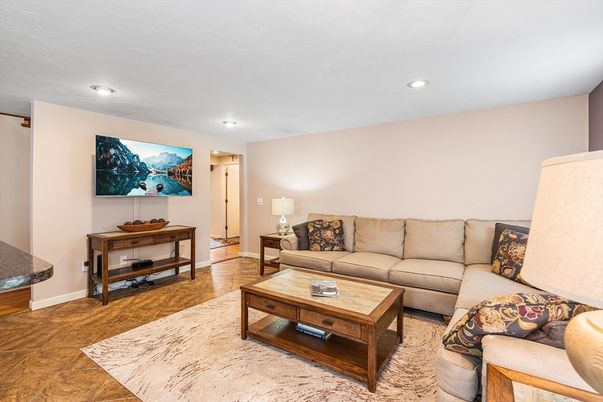 Interior, Living room, Recessed Lighting, Wood Texture Flooring