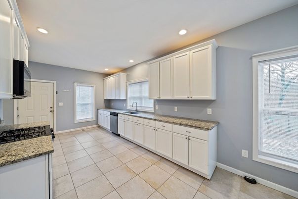 Interior, Kitchen, Recessed Lighting