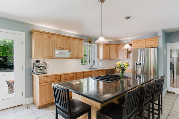 Interior, Kitchen, Pendant Lights, Stainless Steel Appliances