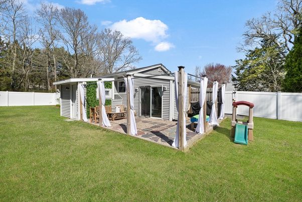 Backyard, Exterior, Playground